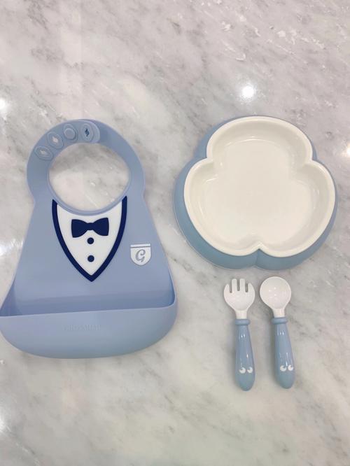 婴儿辅食餐具怎么选？材质安全是首位​