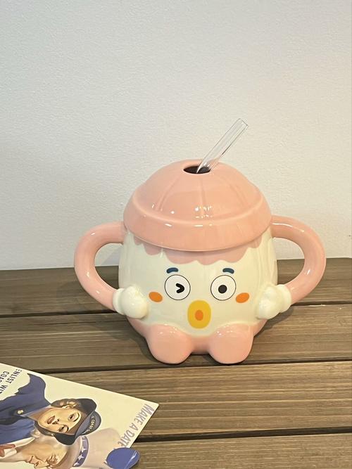 马克杯的独特杯盖设计，防漏又有趣